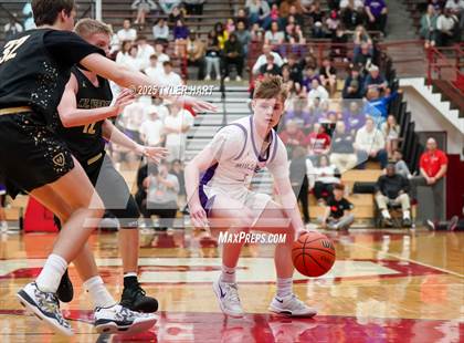 Thumbnail 3 in Mt. Vernon vs. Brownsburg (IHSAA 4A Regional) photogallery.