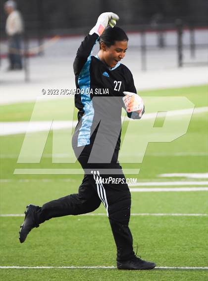 Thumbnail 1 in Aldine vs College Park (UIL 6A Bi-District Playoff) photogallery.