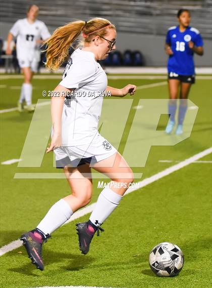 Thumbnail 3 in Aldine vs College Park (UIL 6A Bi-District Playoff) photogallery.