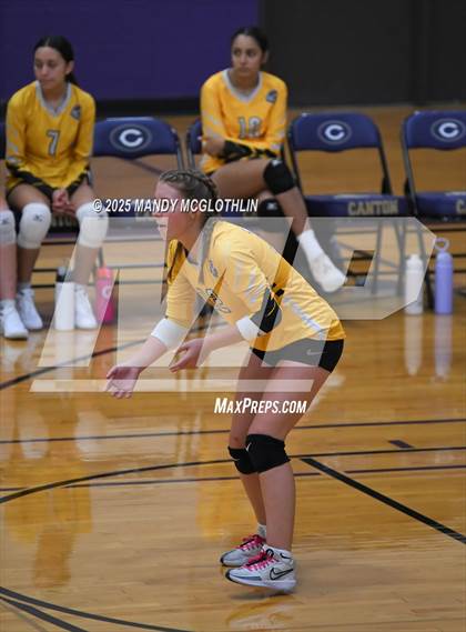 Thumbnail 1 in FR: Galesburg @ Canton photogallery.