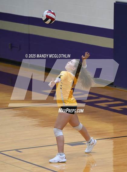 Thumbnail 2 in FR: Galesburg @ Canton photogallery.