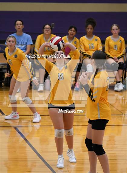 Thumbnail 3 in FR: Galesburg @ Canton photogallery.