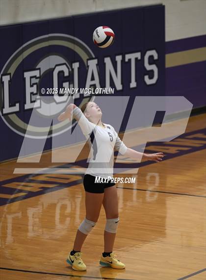 Thumbnail 1 in FR: Galesburg @ Canton photogallery.