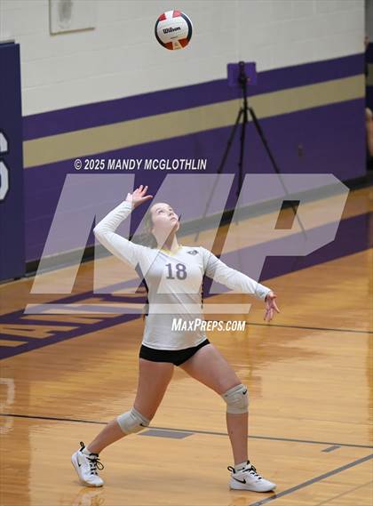 Thumbnail 1 in FR: Galesburg @ Canton photogallery.
