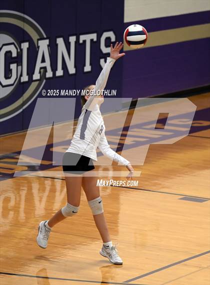 Thumbnail 3 in FR: Galesburg @ Canton photogallery.