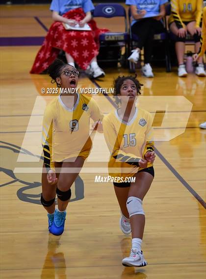 Thumbnail 2 in FR: Galesburg @ Canton photogallery.
