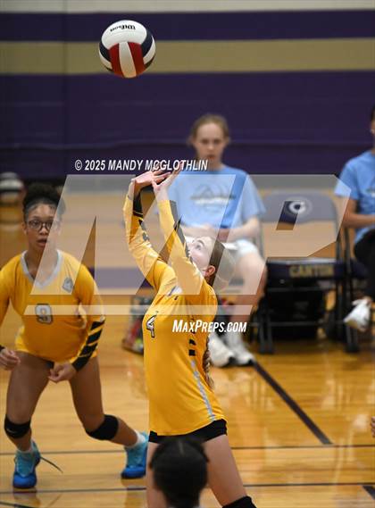 Thumbnail 2 in FR: Galesburg @ Canton photogallery.