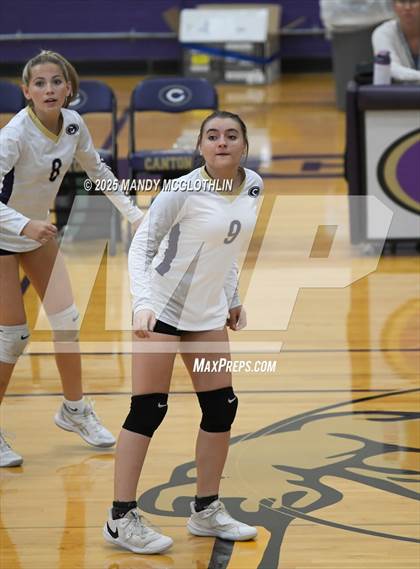 Thumbnail 2 in FR: Galesburg @ Canton photogallery.