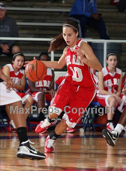 Thumbnail 2 in W.B. Ray vs MacArthur (McDonald's Texas Invitational) photogallery.