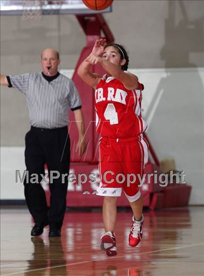 Thumbnail 3 in W.B. Ray vs MacArthur (McDonald's Texas Invitational) photogallery.