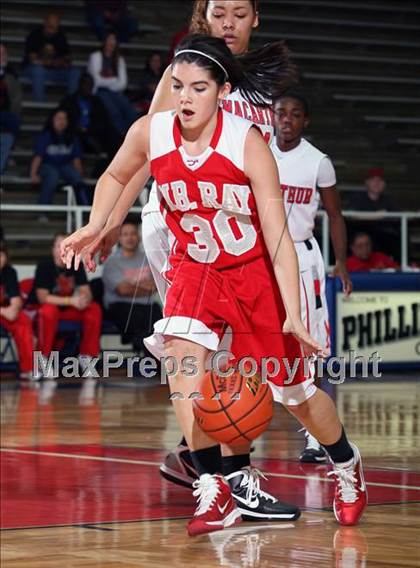 Thumbnail 1 in W.B. Ray vs MacArthur (McDonald's Texas Invitational) photogallery.