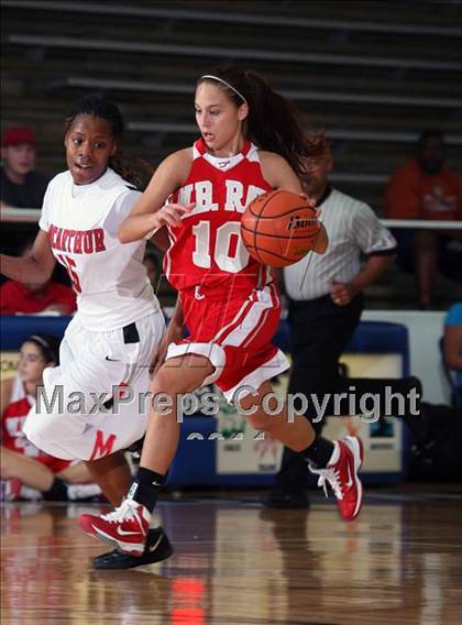 Thumbnail 3 in W.B. Ray vs MacArthur (McDonald's Texas Invitational) photogallery.