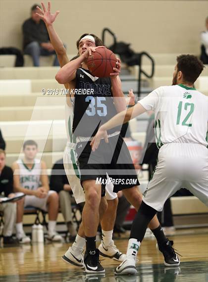 Thumbnail 3 in Daniel Boone @ Donegal photogallery.