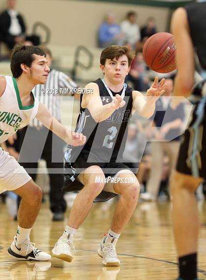 Thumbnail 3 in Daniel Boone @ Donegal photogallery.