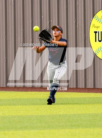 Thumbnail 2 in Melissa @ Wakeland (UIL 5A D1 Girls Softball Area) photogallery.