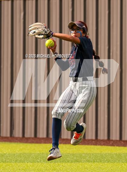 Thumbnail 3 in Melissa @ Wakeland (UIL 5A D1 Girls Softball Area) photogallery.