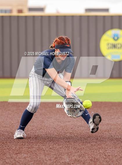 Thumbnail 2 in Melissa @ Wakeland (UIL 5A D1 Girls Softball Area) photogallery.