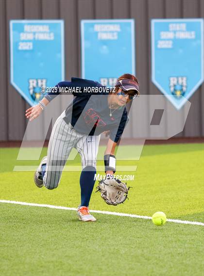 Thumbnail 2 in Melissa @ Wakeland (UIL 5A D1 Girls Softball Area) photogallery.