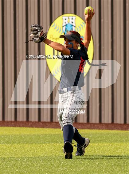Thumbnail 2 in Melissa @ Wakeland (UIL 5A D1 Girls Softball Area) photogallery.
