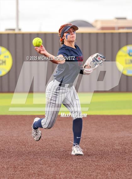 Thumbnail 2 in Melissa @ Wakeland (UIL 5A D1 Girls Softball Area) photogallery.