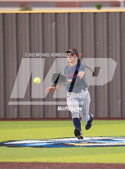 Thumbnail 2 in Melissa @ Wakeland (UIL 5A D1 Girls Softball Area) photogallery.