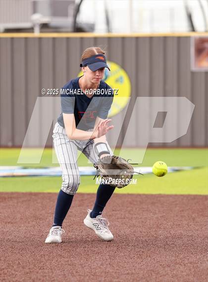 Thumbnail 2 in Melissa @ Wakeland (UIL 5A D1 Girls Softball Area) photogallery.