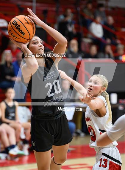 Thumbnail 2 in Buffalo Island Central vs Westside (Cavenaugh Classic) photogallery.