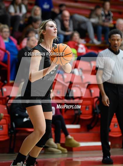 Thumbnail 2 in Buffalo Island Central vs Westside (Cavenaugh Classic) photogallery.