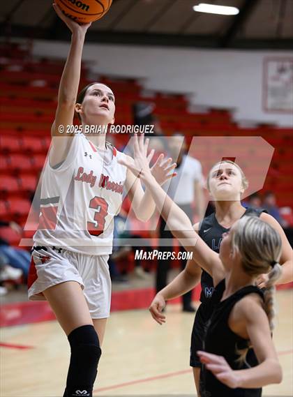 Thumbnail 1 in Buffalo Island Central vs Westside (Cavenaugh Classic) photogallery.