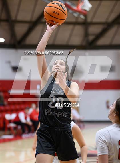 Thumbnail 3 in Buffalo Island Central vs Westside (Cavenaugh Classic) photogallery.