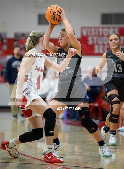 Thumbnail 2 in Buffalo Island Central vs Westside (Cavenaugh Classic) photogallery.