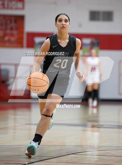 Thumbnail 3 in Buffalo Island Central vs Westside (Cavenaugh Classic) photogallery.