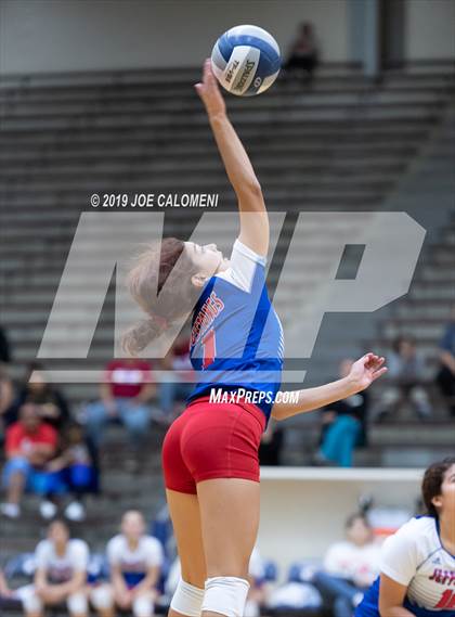 Thumbnail 1 in Burbank vs Jefferson photogallery.