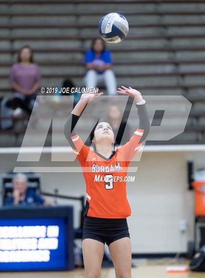 Thumbnail 3 in Burbank vs Jefferson photogallery.