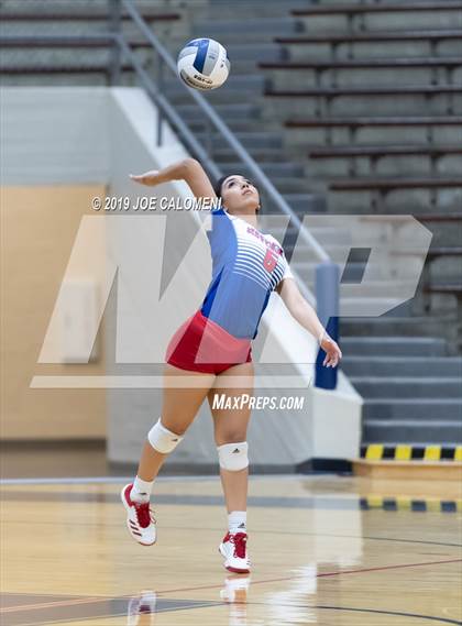 Thumbnail 2 in Burbank vs Jefferson photogallery.