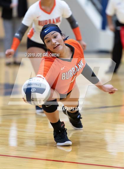 Thumbnail 2 in Burbank vs Jefferson photogallery.