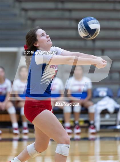 Thumbnail 3 in Burbank vs Jefferson photogallery.