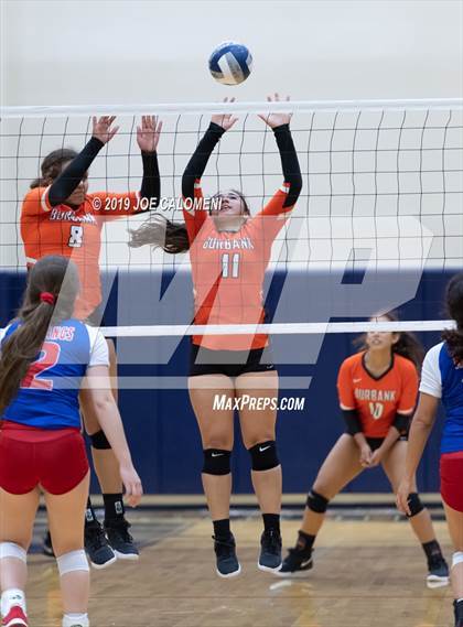Thumbnail 3 in Burbank vs Jefferson photogallery.