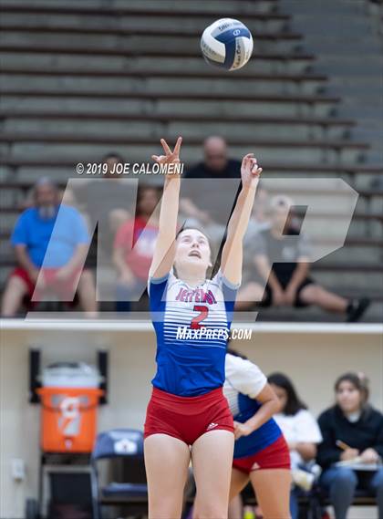 Thumbnail 2 in Burbank vs Jefferson photogallery.