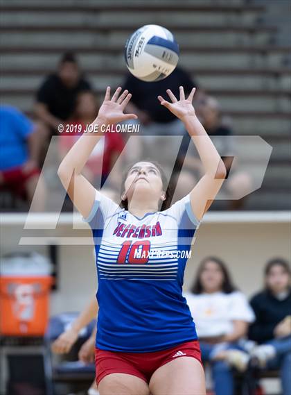 Thumbnail 3 in Burbank vs Jefferson photogallery.