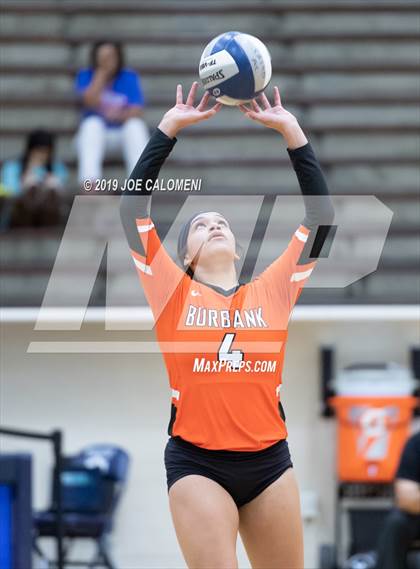 Thumbnail 3 in Burbank vs Jefferson photogallery.