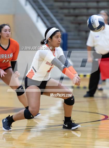 Thumbnail 3 in Burbank vs Jefferson photogallery.