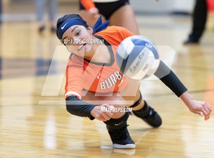 Thumbnail 3 in Burbank vs Jefferson photogallery.