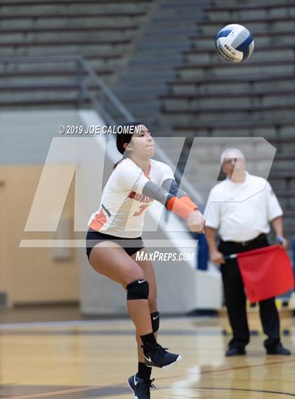 Thumbnail 1 in Burbank vs Jefferson photogallery.