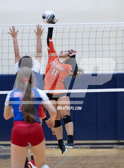 Thumbnail 3 in Burbank vs Jefferson photogallery.