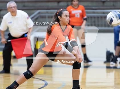 Thumbnail 1 in Burbank vs Jefferson photogallery.