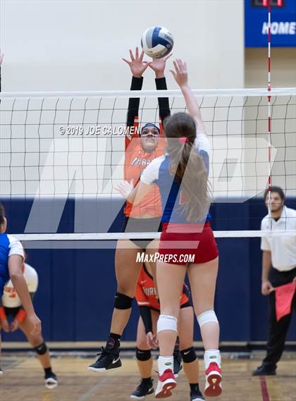 Thumbnail 3 in Burbank vs Jefferson photogallery.