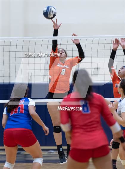 Thumbnail 2 in Burbank vs Jefferson photogallery.