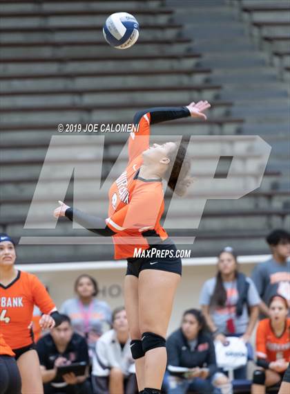 Thumbnail 1 in Burbank vs Jefferson photogallery.
