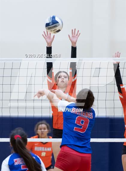 Thumbnail 1 in Burbank vs Jefferson photogallery.